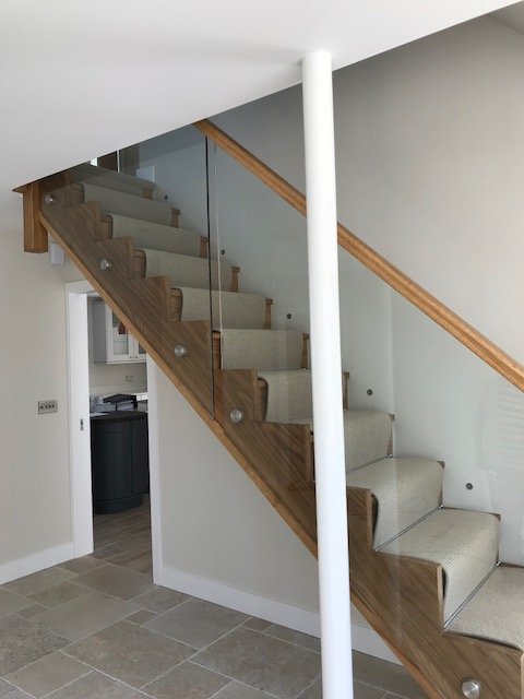 Glass balustered staircase 