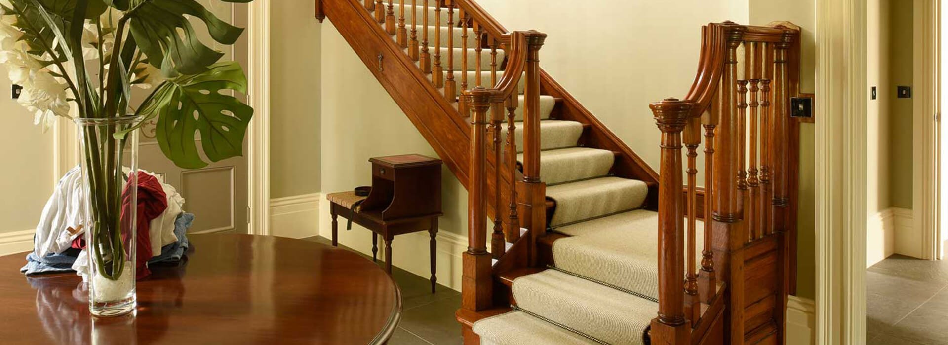 why-you-should-choose-timber-for-your-new-staircase